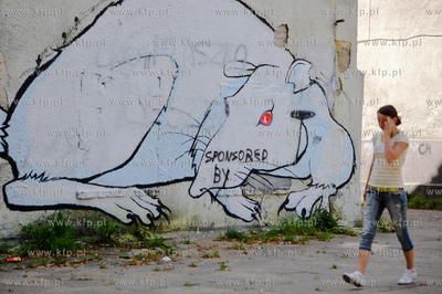 Gdansk Oliwa. Niszczejacy budynek po dawnej piekarni...