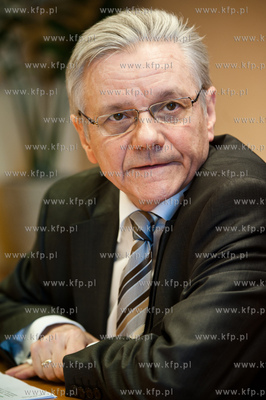 Gdansk. Protest pracownikow Portowej Strazy Pozarnej...