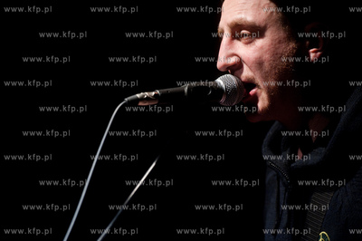 Gdansk. Klub Plama. Koncert Bajzel Supersam. Czlowiek...