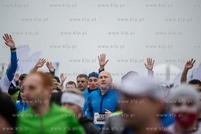 Gdynia. Skwer Kosciuszki. Start Biegu Niepodleglosci....