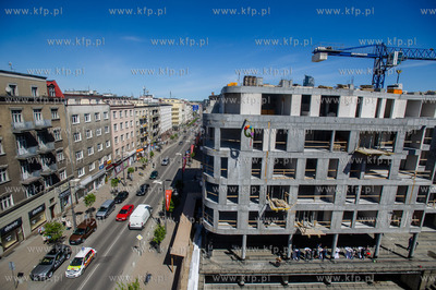 Gdynia. Uroczyste zawieszenie wiechy na nowo powstajacym...