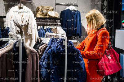 Gdynia. Centrum Handlowe Riviera. Otwarcie sklepu Fema...