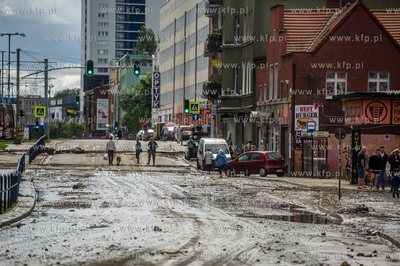 Gdańsk. Wrzeszcz. Skutki silnych opadow, które przeszły...