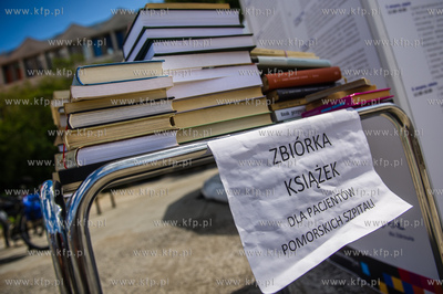 Gdańsk. Targ Węglowy. Przygotowane na czas Jarmarku...