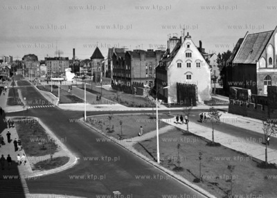 Podwale Staromiejskie w Gdansku. Widok na skrzyzowanie...