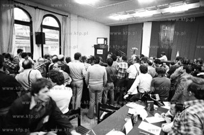 Strajk w Stoczni Gdanskiej im. Lenina Nz. zwiazkowcy...