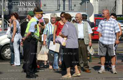 Skrzyzowanie ulic Nowe Ogrody i 3 Maja w Gdansku. Straznik...