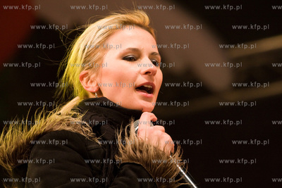 Gdansk. Dlugi Targ. XVII Final WOSP. Nz. wystep Ich...