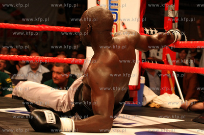 Gdynia, Gala boksu zawodowego. Nz. Raymond ochieng...