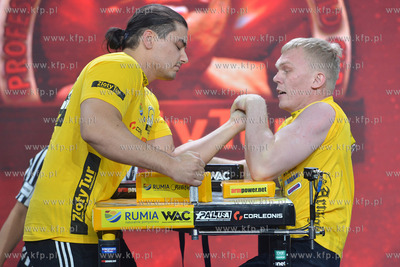 XV edycja Pucharu Swiata Zawodowcw w Armwrestlingu...