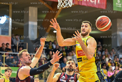 Hala 100 lecia Sopotu. Różowy mecz Energa Trefl Sopot...