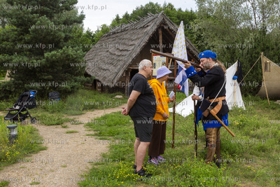 DROP ZONE - V Spotkanie Grup Rekonstrukcyjnych Armii...