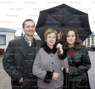Danuta Walesa z corka Brygida i synem Jaroslawem. 23.10.2005...