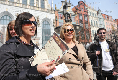 Gra plenerowa Wladcy Bursztynu, rozgrywana na ulicach...