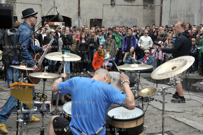 Streetwaves to akcja miejska wyprowadzajaca dzialania...