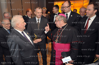 Oficjalne otwarcie nowego terminala T2 na lotnisku...