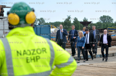 Gdansk, ul. Ku Ujsciu. Chrzest maszyny TBM, ktora otrzymala...