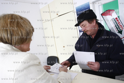 Stocznia Gdynia S.A. Nz Pracownik Stoczni Gdynia SA...