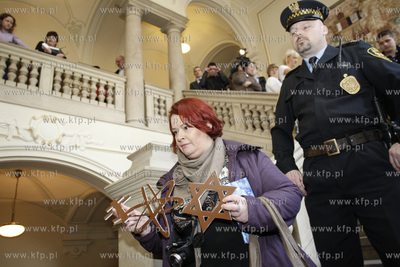 Gdansk. Sesja Rady Miasta. Czlonkowie Ruchu Poparcia...