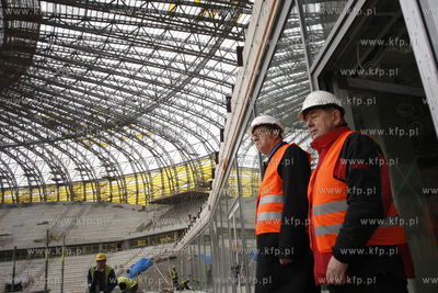 Gdansk. Budowa stadionu pilkarskiego PGE Arena. Nz...