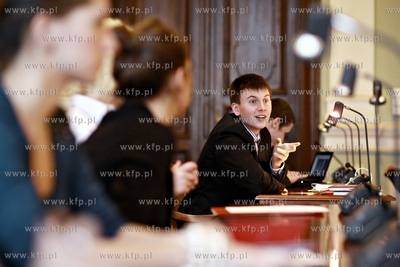 Gdansk. Pierwsze posiedzenie Mlodzieżowej Rady Miasta,...