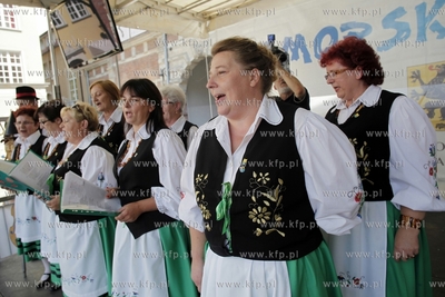 Gdansk, Dlugi Targ. Pomorskie smaki to pokazy przyrzadania...