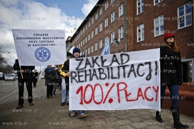 Gdansk. Protest zwiazkow zawodowych Szpitala Specjalistycznego...