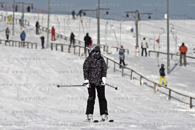 Stok narciarski w Trzepowie w okolicach Przywidza.
01.02.2014
fot....