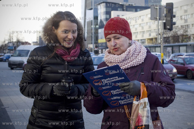 Posłanka PO Agnieszka Pomaska zbiera podpisy pod petycją...