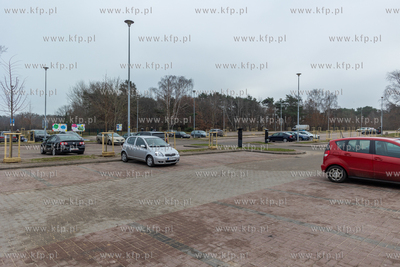 Parking przy skrzyżowaniu al. Jana Pawła II i ul....