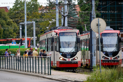 Tramwaj D wag N8C na przystanku Hucisko. 30.07.2024...