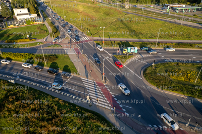 Gdańsk. Skrzyżowania al. Armii Krajowej z ul. Łostowicką....