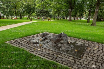 Park na Targu Rakowym po modernizacji. 5.08.2019 /...