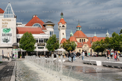 Sopot. Plac Przyjaciół Sopotu po rewitalizacji. 19.07.2023...