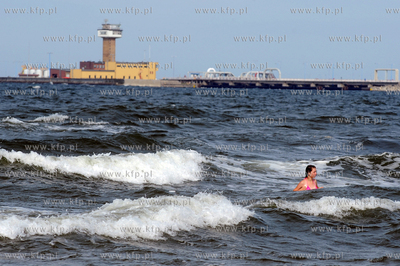 Gdansk, plaza miedzy Westerplatte a Portem Polnocnym...