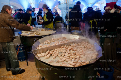 Gdansk. Wielka Zbrojownia. XVIII Wigilia dla ubogich,...