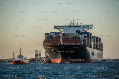 Gdansk. Terminal kontenerowy DCT. Kolejne zawiniecie...