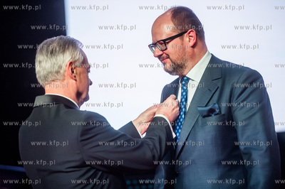 Gdańsk. Centrum konferencyjno-wystawiennicze Amber...
