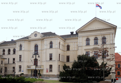 Bydgoszcz. Gmach bydgoskiego magistratu przy Rynku...