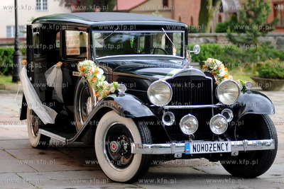 Zabytkowy Packard 901 sedan z 1932, ktory mozna wypozyczyc...