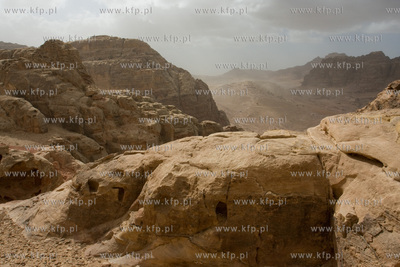Petra. Jordania NZ ruiny miasta Nabatejczykow, znajdujace...