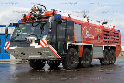 Gdansk, Rebiechowo. Nz. Szkolenie sie Lotniskowej Strazy...