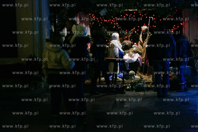 Tradycyjne gdanskie szopki bozonarodzeniowe. Nz. Szopka...