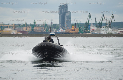 Gdynia. Torpedownia na terenie portu wojennego na Oksywiu....