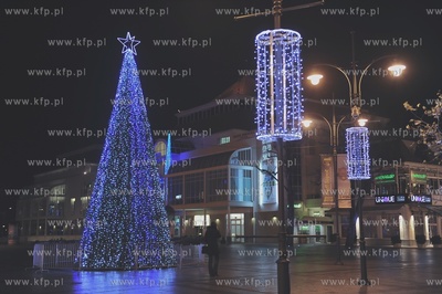 Sopot. Plac Przyjaciol Sopotu. Nz swiateczna iluminacja....