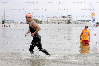 BCT Gdynia Maraton 2012. Nz. Niemiec Benjamin Konschak...