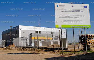 Port Lotniczy Gdansk im. Lecha Walesy. Nz. Nowo budowana...