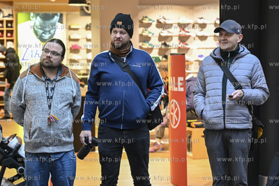 Gdańsk. C.H. Manhattan. Promocja albumu Fot. Kosycarz....