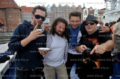 Rejs katamaranem ONYX po gdanskim porcie przedstawicieli...