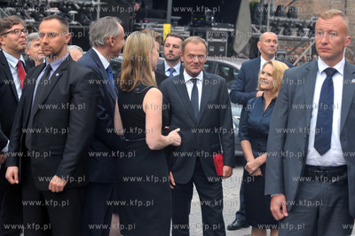 Otwarcie Teatru Szekspirowskiego w Gdansku. Po ogloszeniu...